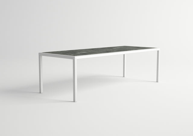 VICTUS EETTAFEL